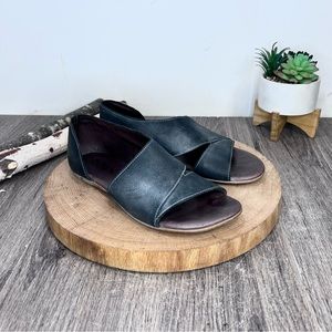 Roan | Irie Flat Dorsey Sandals in Antique Black Size 7.5